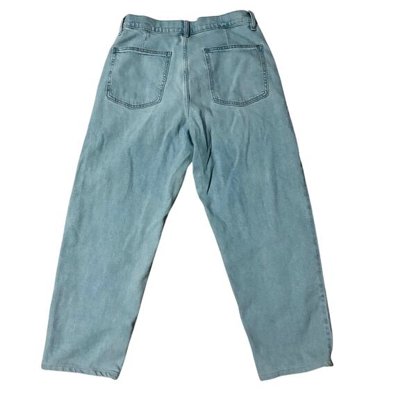 Uniqlo Relaxed Ankle Jeans Medium (30-33 inch waist) drawstring - Picture 2 of 7